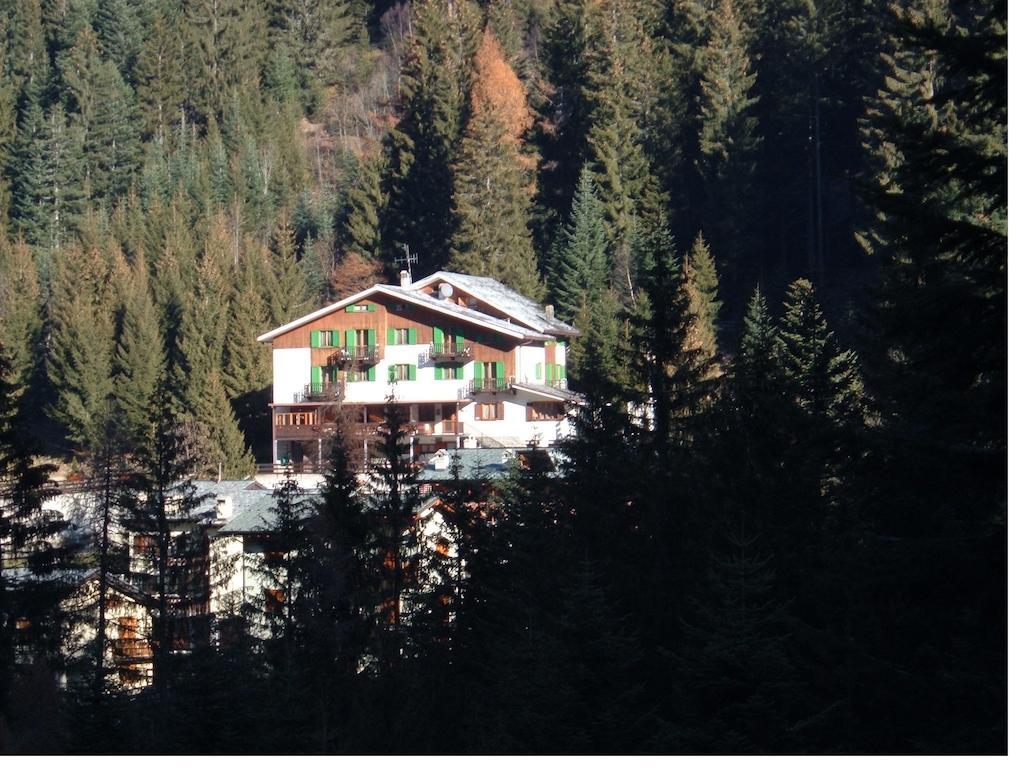 Albergo Pineta Gerola Alta ภายนอก รูปภาพ