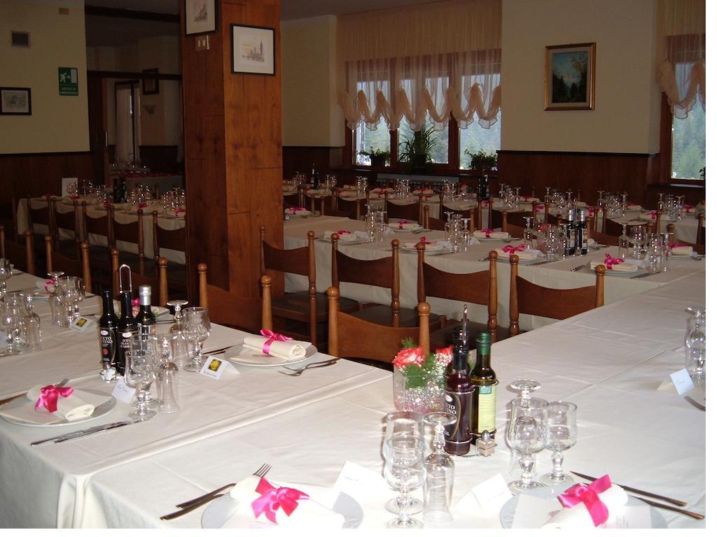 Albergo Pineta Gerola Alta ภายนอก รูปภาพ